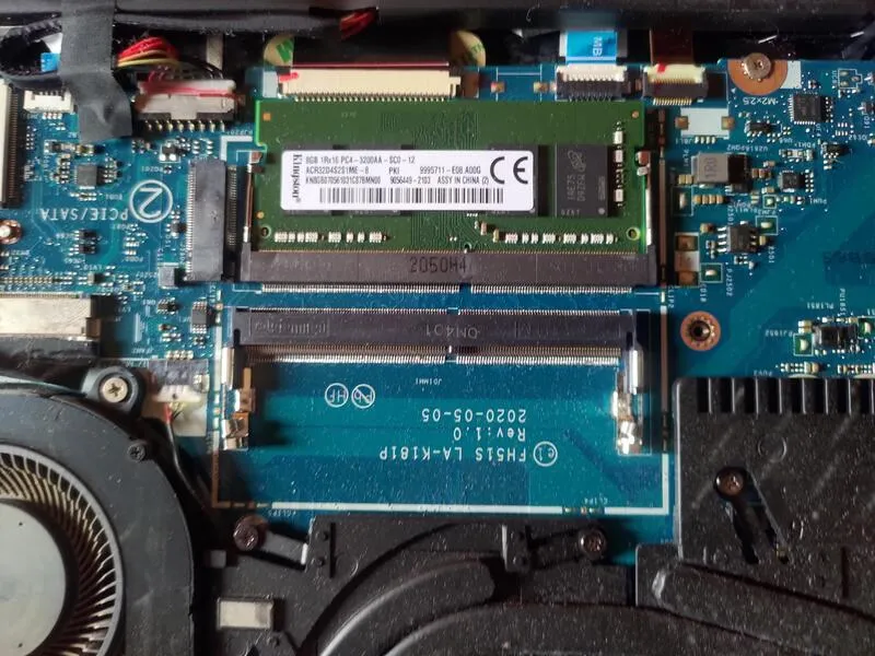 Lap 2 Ram khac Bus co chay duoc khong 11