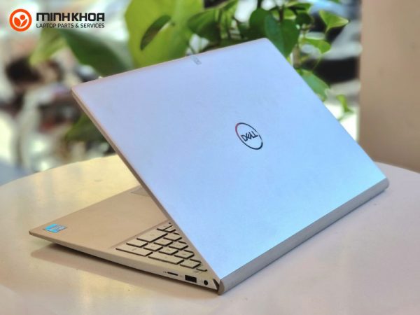 Laptop Dell Inspiron 5502 cũ core i7