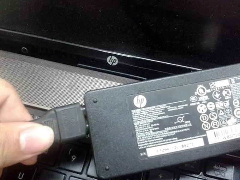 Laptop chạy chậm khi cắm sạc (4 cách khắc phục hiệu quả) 3 Laptop chay cham khi cam sac 10