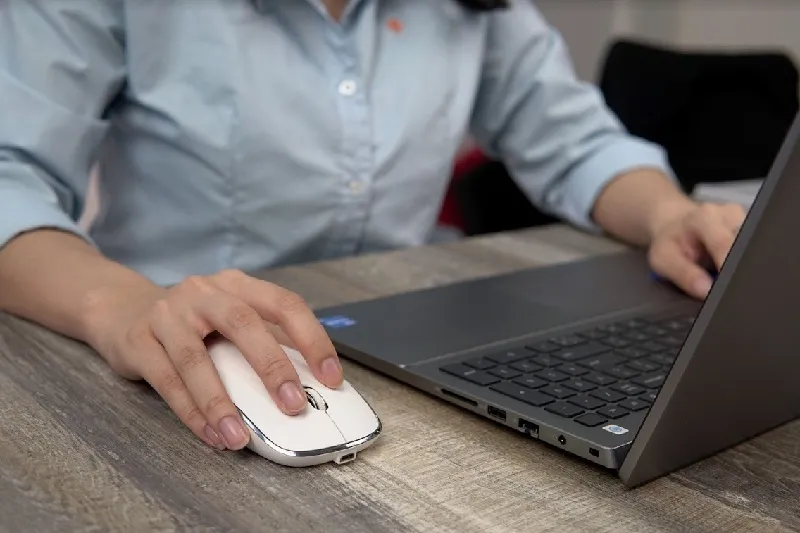 Touchpad bi do 7