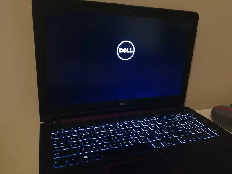 Lỗi laptop Dell bị treo logo (Nguyên nhân & 7 cách xử lý) 6 Loi laptop Dell bi treo logo 7