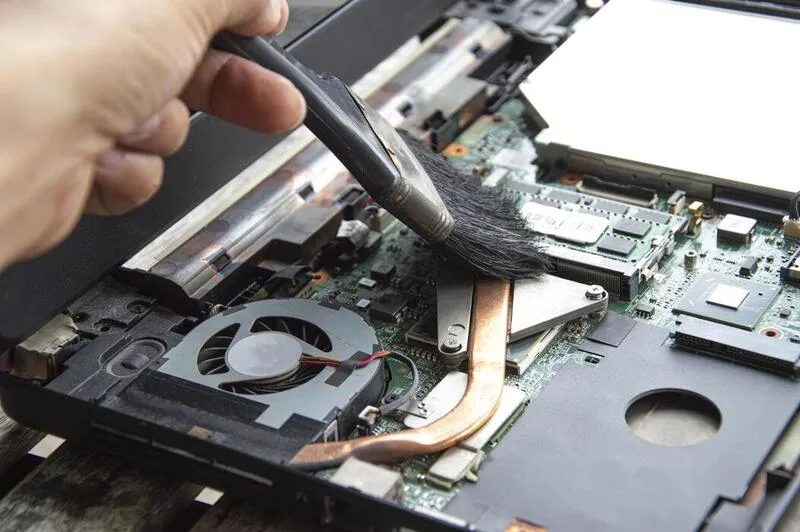 Thay keo tản nhiệt laptop và 1 số điều cần biết 4 Thay keo tan nhiet laptop 6