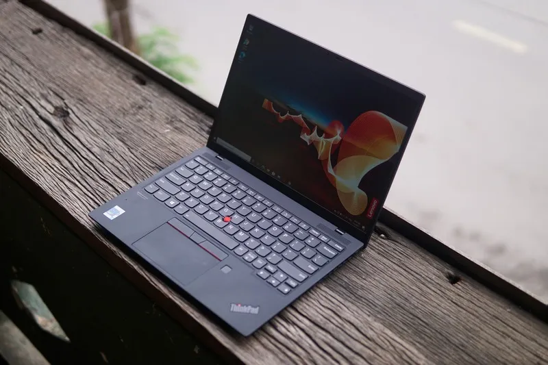 Laptop nhẹ dưới 1kg (1)