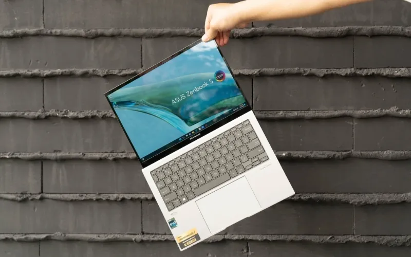 Laptop nhẹ dưới 1kg (9)