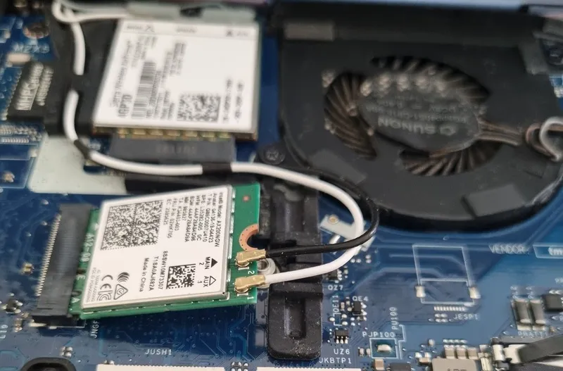 Thay card wifi laptop 2