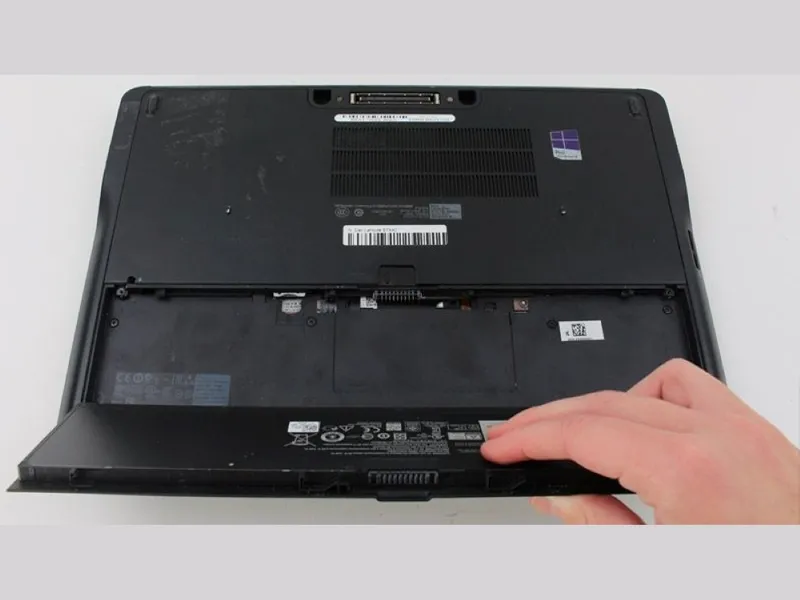 Pin laptop co dau gach 20