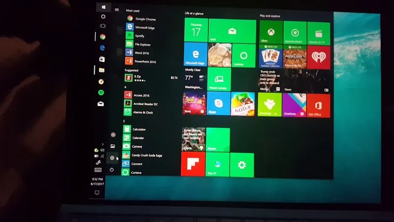 Man hinh laptop khong cam ung duoc win 10 40