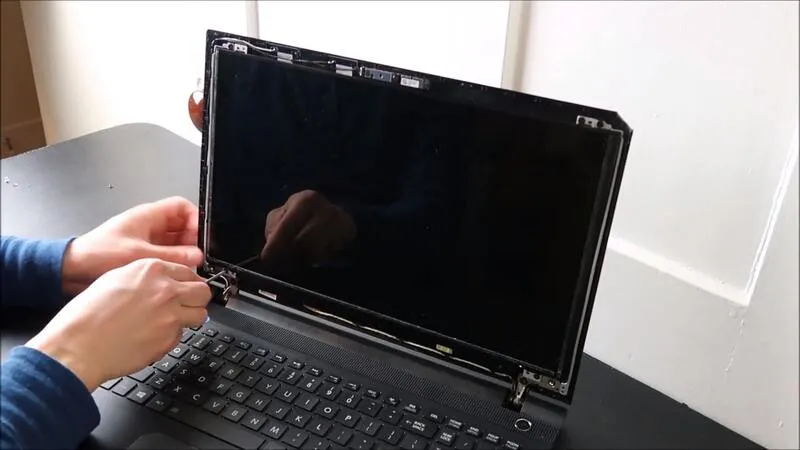 BỎ TÚI 6 bước thay cáp màn hình laptop tại nhà 13 Thay cap man hinh laptop 17