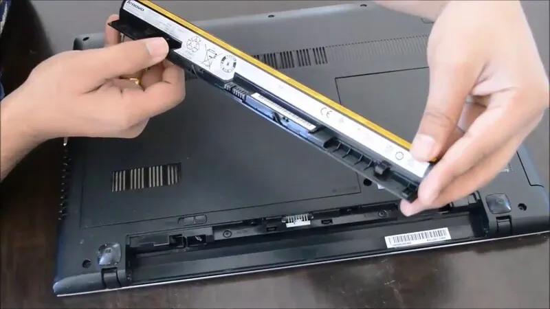 Thay mach pin laptop 17