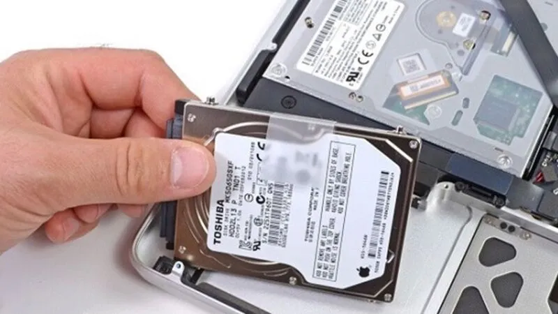 Loi laptop khong vao duoc man hinh chinh 10